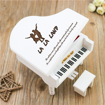 La La Land Series 09