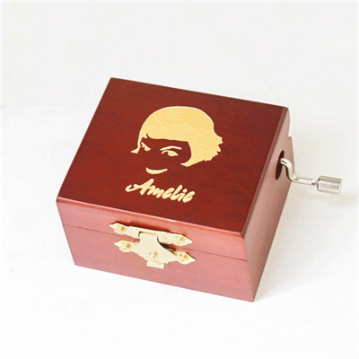 Amilie Series 01